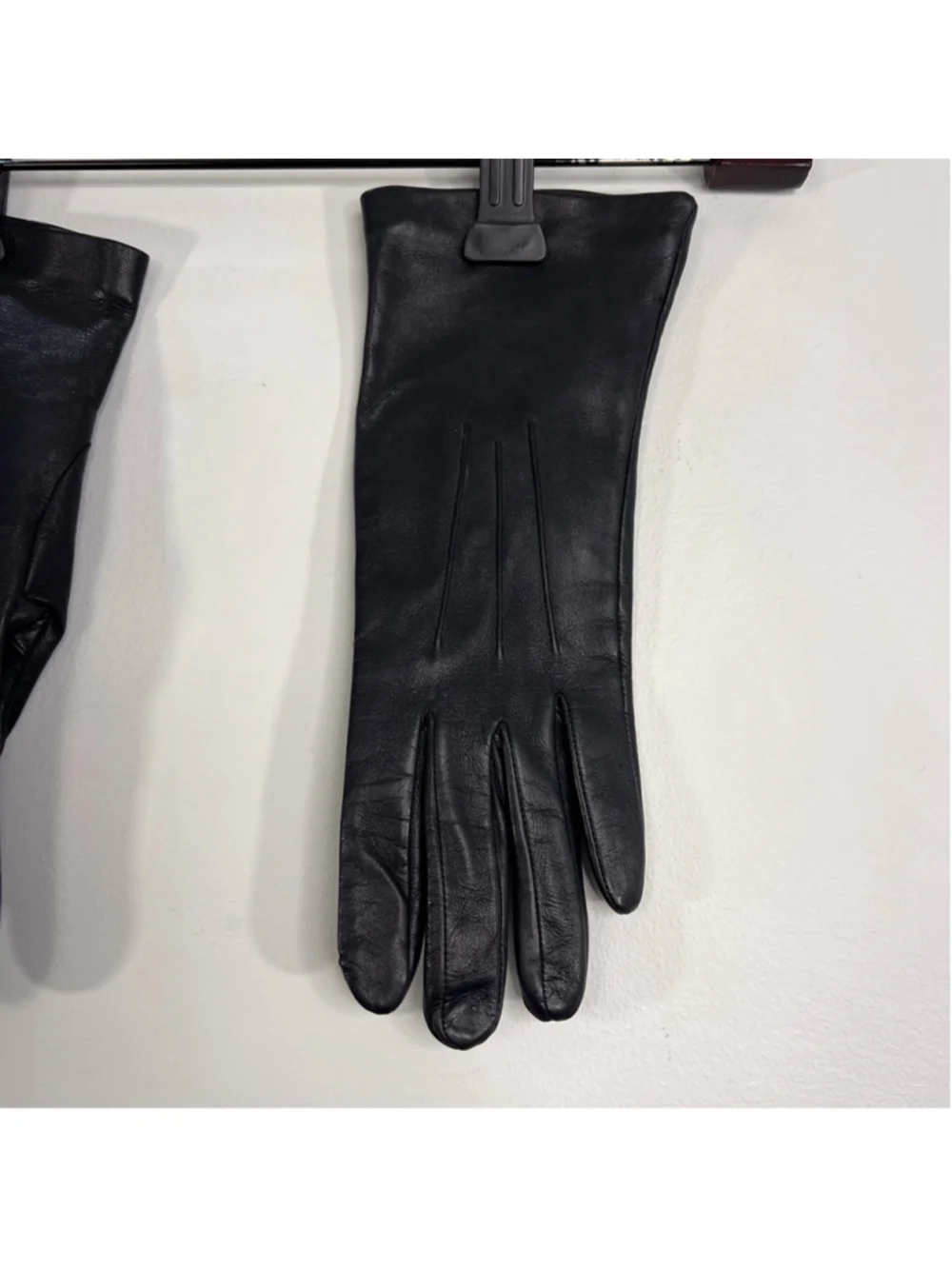 Vintage DENTS Britain buttery soft dark blue leather silk lined gloves 6.5